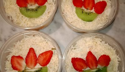 Salad buah dalam cup 500 ml
